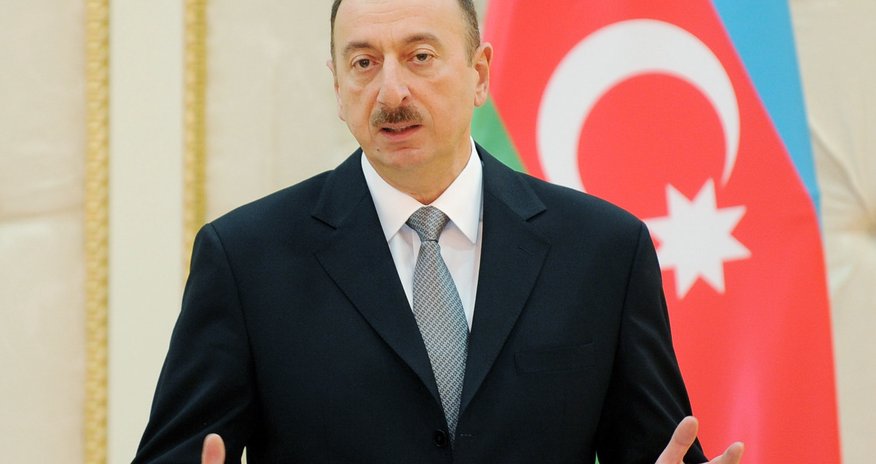 İlham Əliyev: "Enerji mənbələrinin şaxələndirilməsi vacibdir” İlham Əliyev: "Enerji mənbələrinin şaxələndirilməsi vacibdir”