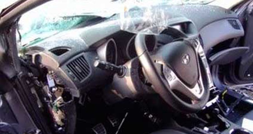 Bakıda polis qəza törətdi: ölən var Bakıda polis qəza törətdi: ölən var