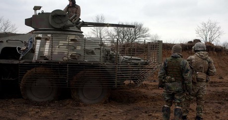 Ukrainian ceasefire goes into effect amid mistrust on both sides Ukrainian ceasefire goes into effect amid mistrust on both sides