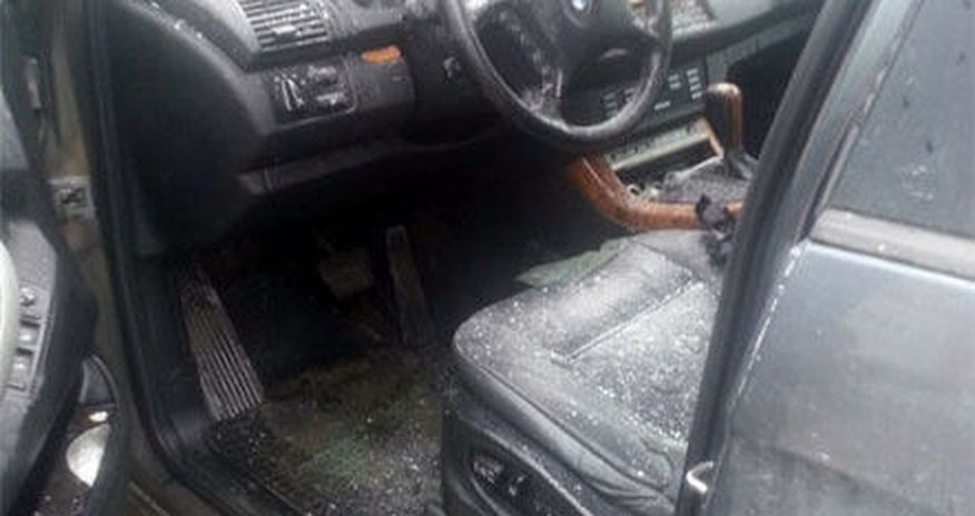 В Баку загорелся BMW X5 В Баку загорелся BMW X5