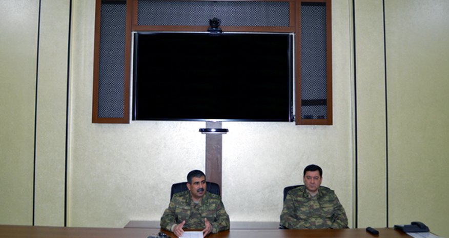 Azerbaijani Defense Minister holds meeting on frontline Azerbaijani Defense Minister holds meeting on frontline