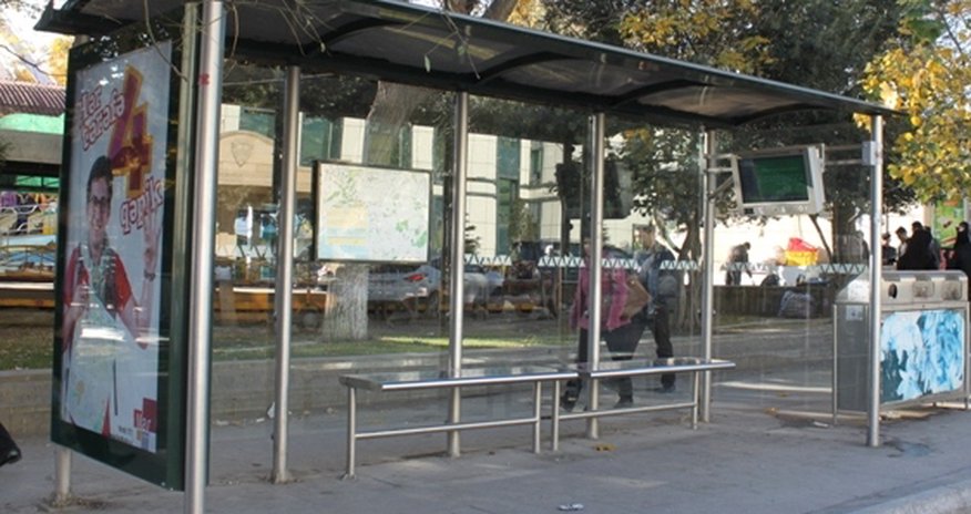 Bakı dayanacaqlarında “Wi-Fi” Bakı dayanacaqlarında “Wi-Fi”