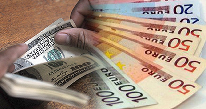 Dollar və avro ucuzlaşdı Dollar və avro ucuzlaşdı