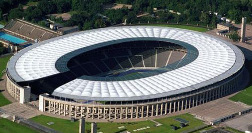 Futbol azarkeşlərinin nəzərinə Futbol azarkeşlərinin nəzərinə