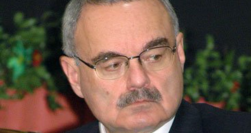 Nazirlər Kabineti ev tikintisi ilə bağlı qərar verib Nazirlər Kabineti ev tikintisi ilə bağlı qərar verib