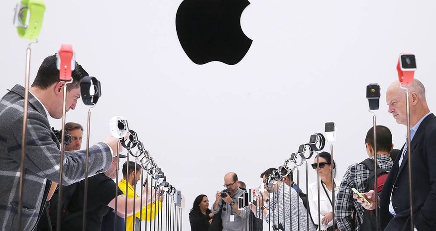iPhone update installs useless Apple Watch ad on home screens iPhone update installs useless Apple Watch ad on home screens