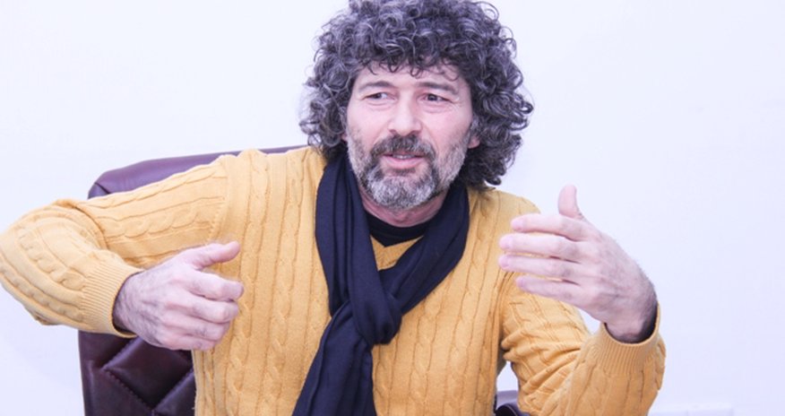 Manat böhranı nəşriyyat sisteminə necə təsir edib? - Şahbaz Xuduoğluyla MÜSAHİBƏ Manat böhranı nəşriyyat sisteminə necə təsir edib? - Şahbaz Xuduoğluyla MÜSAHİBƏ