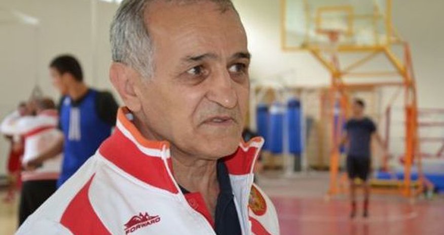 Erməni məşqçi Bakıya gəlməkdən imtina etdi Erməni məşqçi Bakıya gəlməkdən imtina etdi