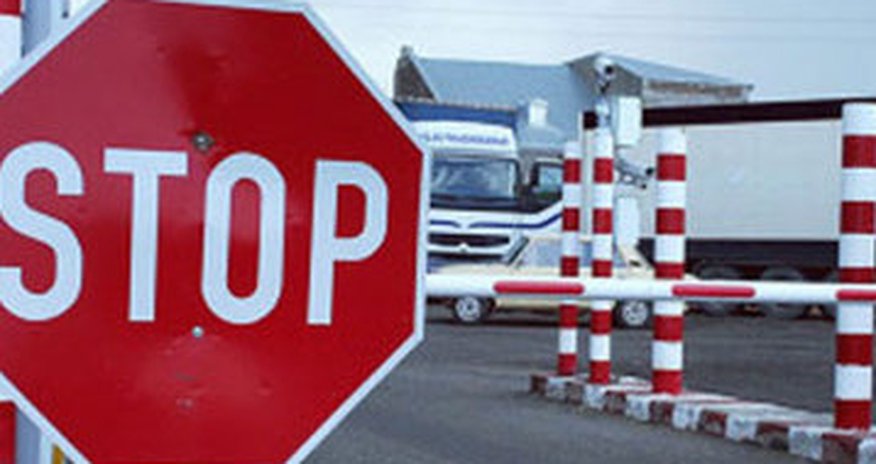 Sürücülərin nəzərinə: bu yol bağlanır Sürücülərin nəzərinə: bu yol bağlanır