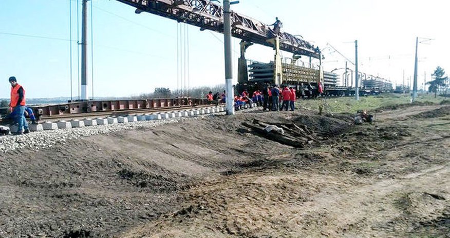 Bakı-Xırdalan-Sumqayıt dəmir yolunda təmir Bakı-Xırdalan-Sumqayıt dəmir yolunda təmir