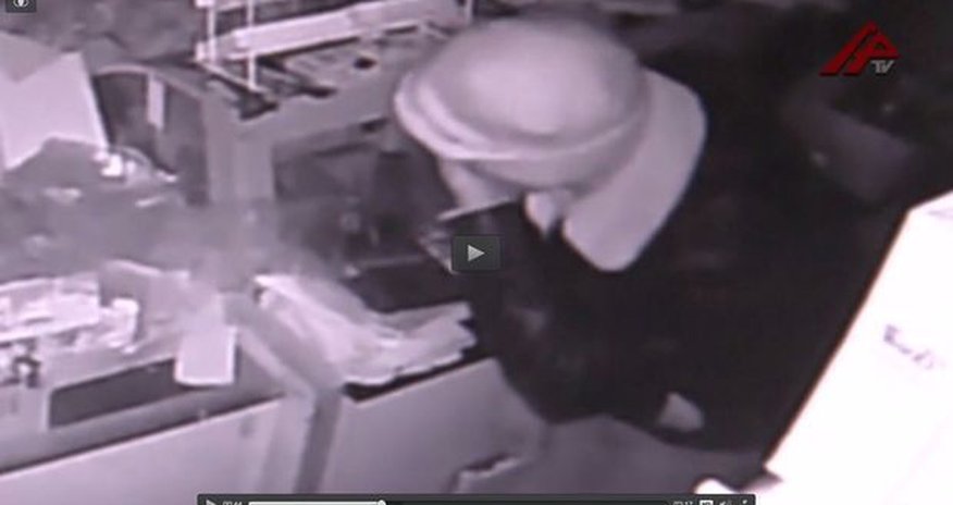 Видео с места ограбления в Баку Видео с места ограбления в Баку