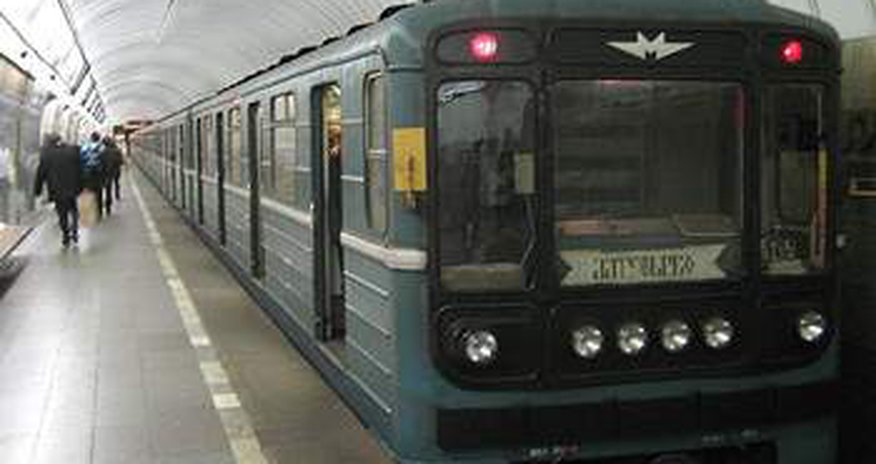 Metroda iş saatları dəyişdiriləcək Metroda iş saatları dəyişdiriləcək