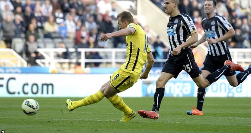 Newcastle 1 - 3 Tottenham Newcastle 1 - 3 Tottenham