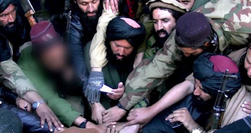 İŞİD "Taliban"a müharibə elan etdi İŞİD "Taliban"a müharibə elan etdi