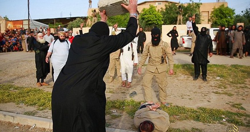 ISIS carries out one of its worst executions yet ISIS carries out one of its worst executions yet