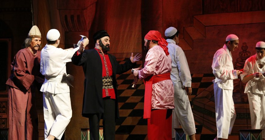 70-ə yaxın ölkənin təmsilçisi Musiqili Teatrda - Fotolar 70-ə yaxın ölkənin təmsilçisi Musiqili Teatrda - Fotolar