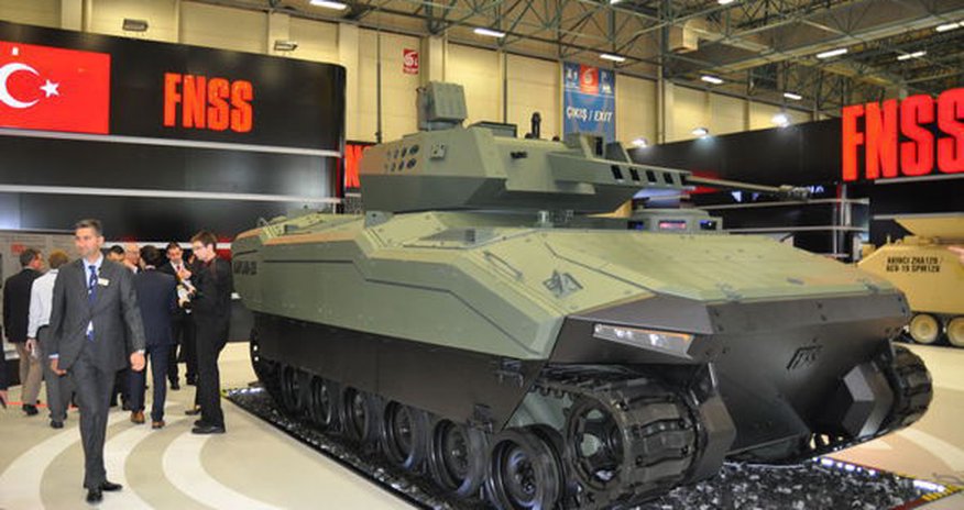Закир Гасанов на «İDEF-2015» Закир Гасанов на «İDEF-2015»