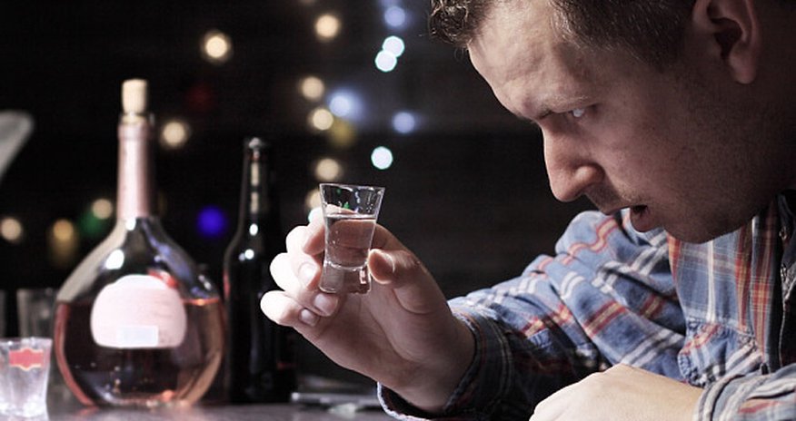 When Russians stop drinking, vodka sales plunge When Russians stop drinking, vodka sales plunge