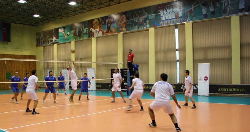 “Nar” jurnalistlər arasında keçirilən voleybol yarışmasının sponsoru oldu “Nar” jurnalistlər arasında keçirilən voleybol yarışmasının sponsoru oldu