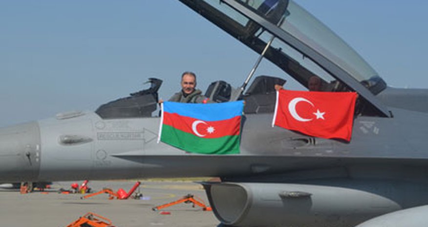 Ordumuz hərbi təlimlərə başlayır Ordumuz hərbi təlimlərə başlayır