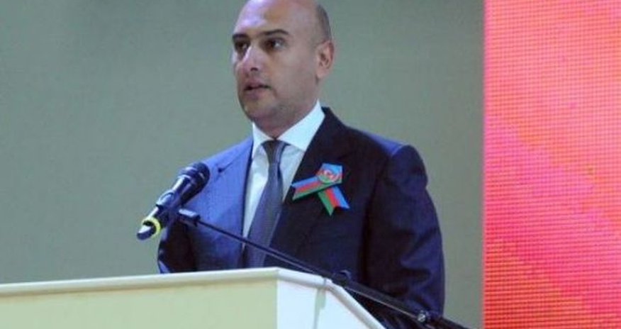 Dövlət Bayrağı Meydanı Kompleksi İdarəsinin keçmiş rəisi həbs edildi Dövlət Bayrağı Meydanı Kompleksi İdarəsinin keçmiş rəisi həbs edildi