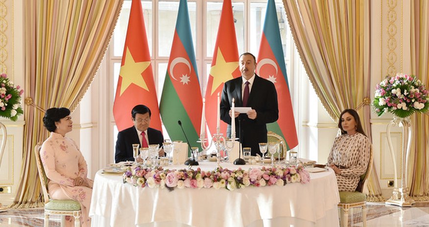 Azeri, Vietnamese leaders praise ties, pledge to expand coop Azeri, Vietnamese leaders praise ties, pledge to expand coop
