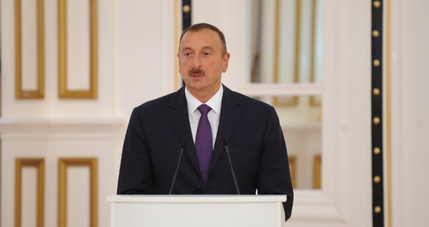 Президент: "Наша молодежь патриотична" Президент: "Наша молодежь патриотична"