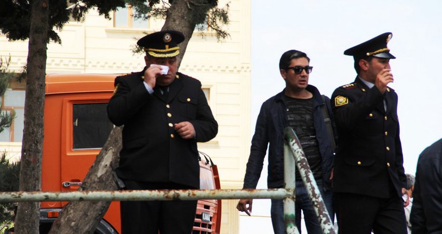 Yanmış bina yanğından 1 gün sonra - FOTO Yanmış bina yanğından 1 gün sonra - FOTO