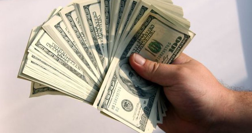 Azərbaycana saxta dollarlar daşıyan gürcü saxlanıldı Azərbaycana saxta dollarlar daşıyan gürcü saxlanıldı