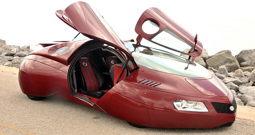 Master mechanic makes space-age vehicles Master mechanic makes space-age vehicles
