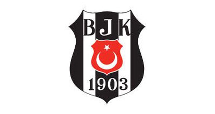 Məşhur futbolçu ayrıldı: halallıq vermirəm Məşhur futbolçu ayrıldı: halallıq vermirəm