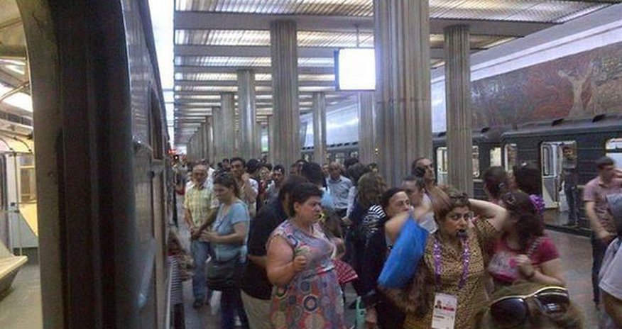 Проблема в Бакинском метро Проблема в Бакинском метро