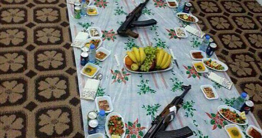 ISIS fanatics feast while their subjects starve ISIS fanatics feast while their subjects starve