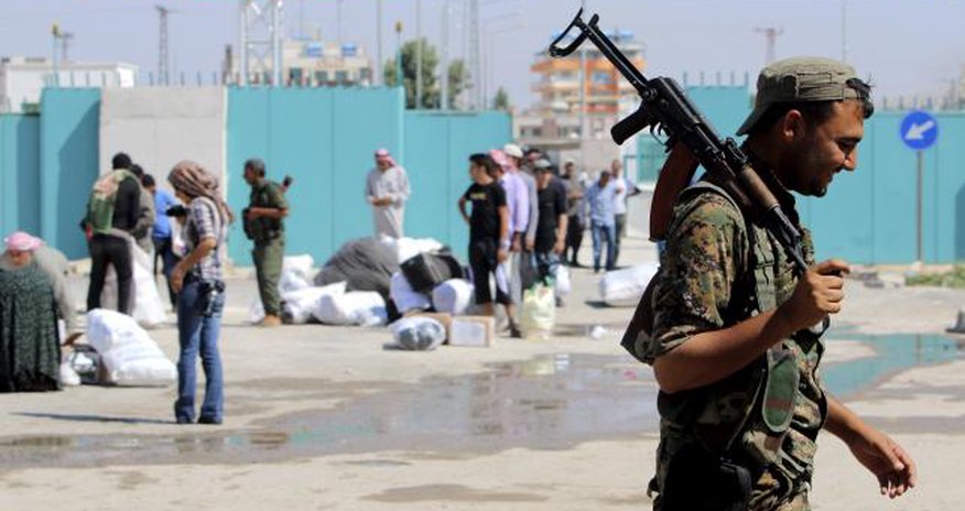 Syria Kurds seize town from Islamic State near its 'capital' Syria Kurds seize town from Islamic State near its 'capital'