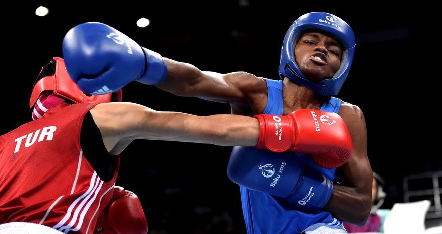 Nicola Adams dances past Elif Coskun into final Nicola Adams dances past Elif Coskun into final