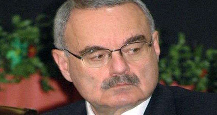 Артур Раси-заде переименовал лицей Артур Раси-заде переименовал лицей