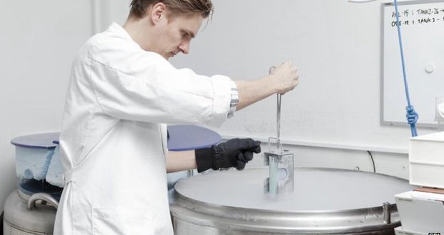 Freeze sperm at 18, bioethicist urges men Freeze sperm at 18, bioethicist urges men