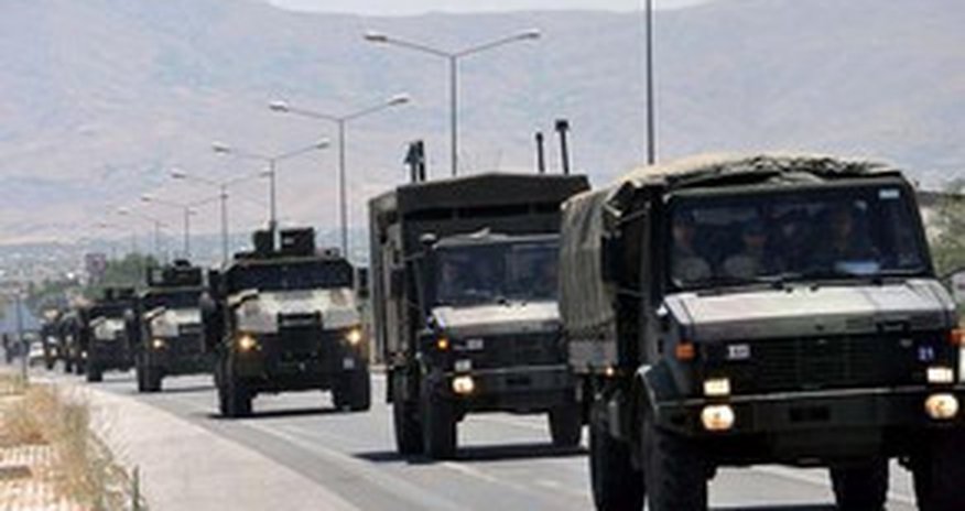 Türkiyə Suriya ilə sərhədə xüsusi təyinatlılar yerləşdirir Türkiyə Suriya ilə sərhədə xüsusi təyinatlılar yerləşdirir