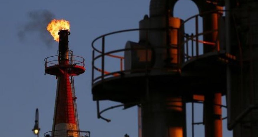 Oil prices stabilize after massive sell-off Oil prices stabilize after massive sell-off