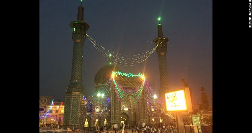Tehran's 'Just do it' generation makes up for lost time Tehran's 'Just do it' generation makes up for lost time