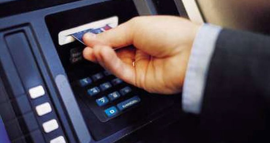 Banklarda 4 günlük pul qalıb Banklarda 4 günlük pul qalıb