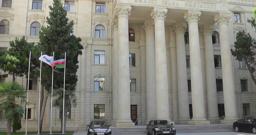 XİN rusiyalı opera müğənnisini "arzuolunmaz şəxs" elan etdi XİN rusiyalı opera müğənnisini "arzuolunmaz şəxs" elan etdi