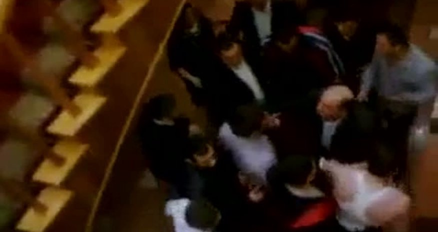 Azərbaycanda toyda kütləvi dava: yaralananlar var Azərbaycanda toyda kütləvi dava: yaralananlar var