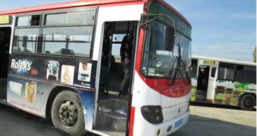 Avtobusu qapısı açıq halda idarə edən sürücüləri hansı cəza gözləyir? Avtobusu qapısı açıq halda idarə edən sürücüləri hansı cəza gözləyir?