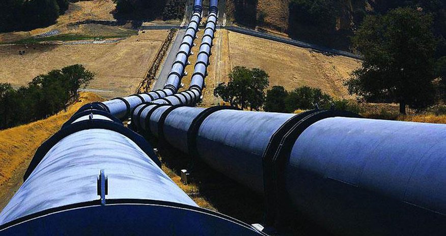 Azerbaijan offers Iran to use its oil, gas pipelines Azerbaijan offers Iran to use its oil, gas pipelines