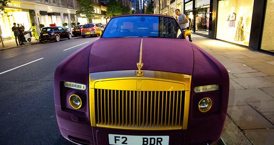£300,000 Rolls-Royce Phantom £300,000 Rolls-Royce Phantom