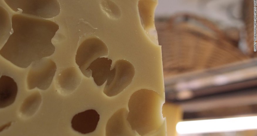 Russia declares war on cheese, cracks down on "dairy mafia" Russia declares war on cheese, cracks down on "dairy mafia"
