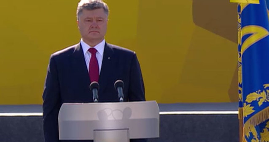 Poroşenko: “Rusiya təcavüzü 2100 hərbçimizin həyatına son qoyub” Poroşenko: “Rusiya təcavüzü 2100 hərbçimizin həyatına son qoyub”