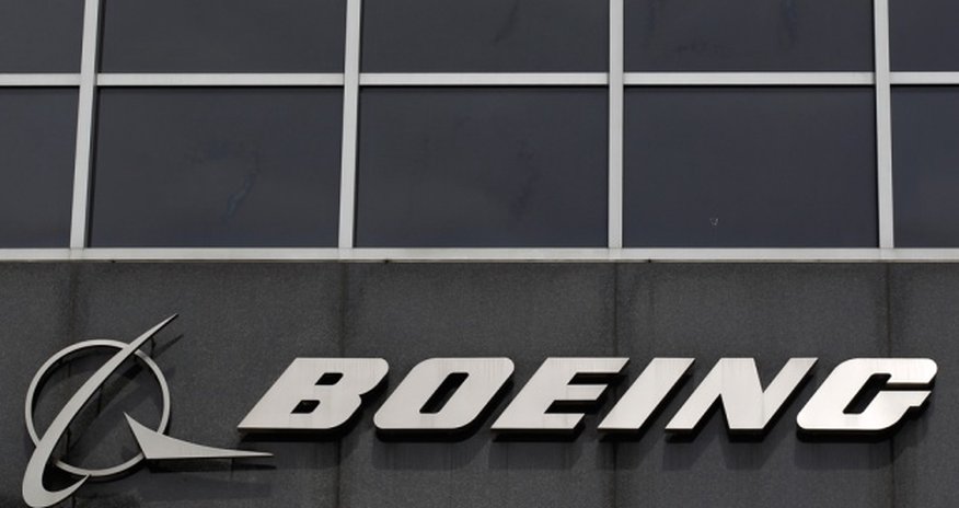 Boeing уволит сотни своих сотрудников Boeing уволит сотни своих сотрудников