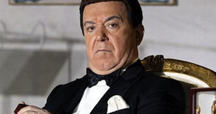 Kobzon xərçəngdən müalicə olunmaq üçün Avropaya gedir Kobzon xərçəngdən müalicə olunmaq üçün Avropaya gedir